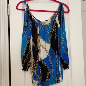 Cache Cold Shoulder Size Small Shirt